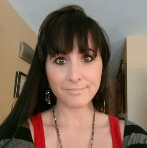Meet your Posher, Camille